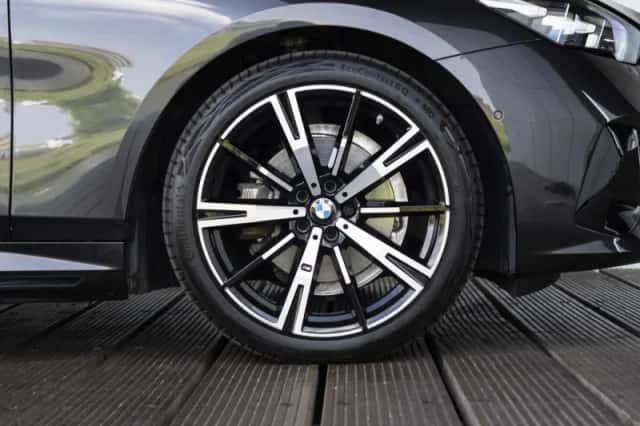 BMW 5-Serie (2025) thumbnail 9