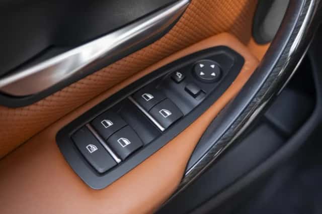 BMW Serie (2019) thumbnail 23