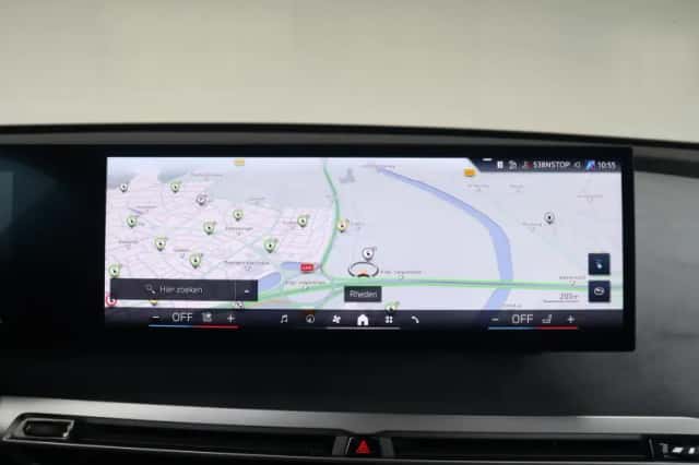 BMW iX (2025) thumbnail 21