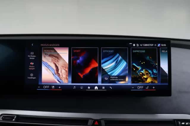 BMW iX (2025) thumbnail 22
