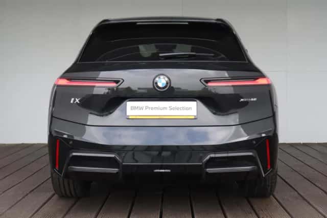 BMW iX (2025) thumbnail 4