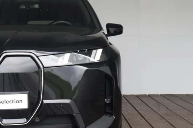 BMW iX (2025) thumbnail 40