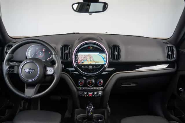 MINI Countryman (2021) thumbnail 3