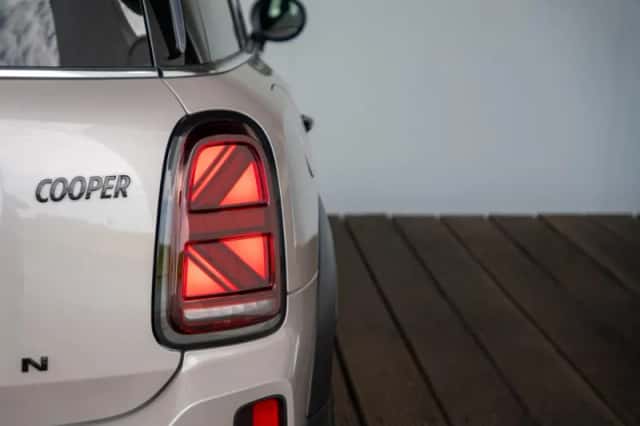 MINI Countryman (2021) thumbnail 25
