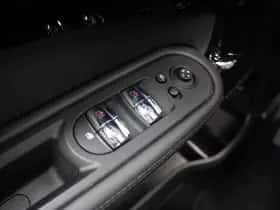 MINI Countryman (2021) thumbnail 32