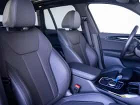 BMW iX3 (2023) thumbnail 4