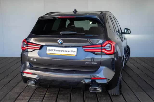 BMW X3 (2024) thumbnail 2