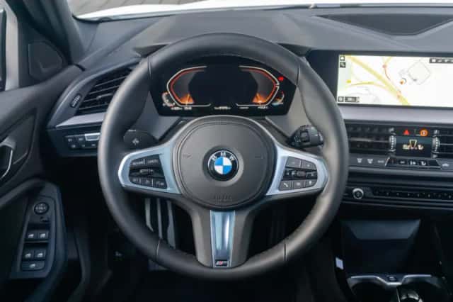 BMW 1-Serie (2023) thumbnail 17