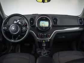 MINI Countryman (2020) thumbnail 3