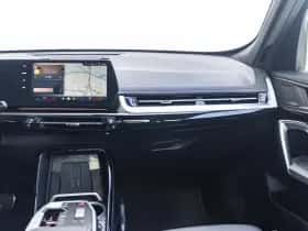 BMW iX1 (2025) thumbnail 12