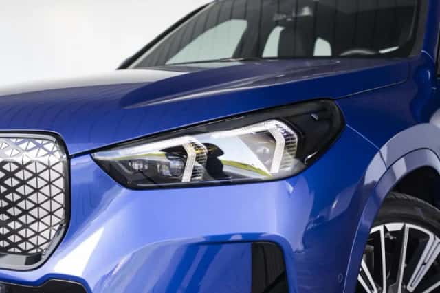 BMW iX1 (2025) thumbnail 15