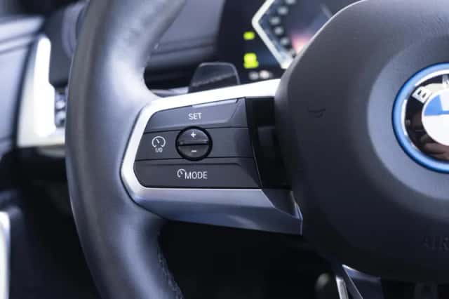BMW iX1 (2025) thumbnail 25