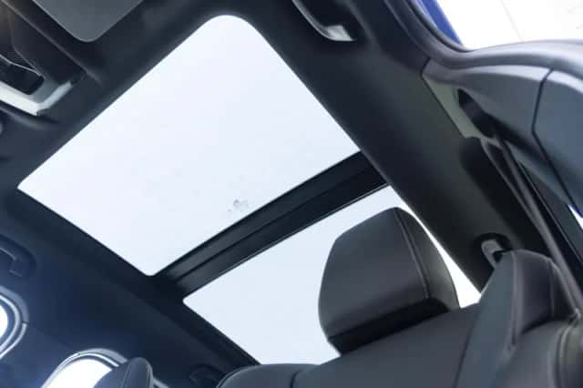 BMW iX1 (2025) thumbnail 32