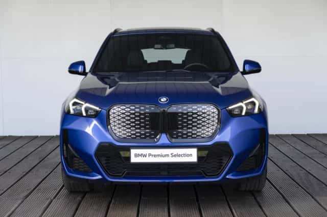 BMW iX1 (2025) thumbnail 6