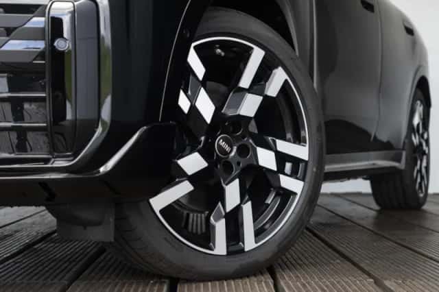 MINI Countryman (2026) thumbnail 15