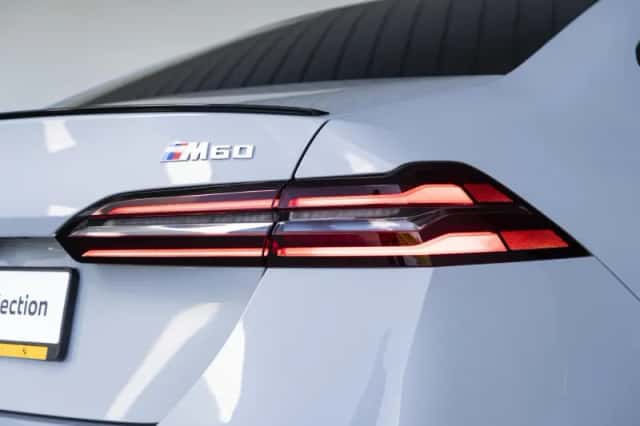 BMW i5 (2026) thumbnail 16