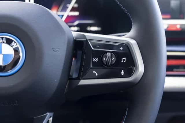 BMW i5 (2026) thumbnail 30