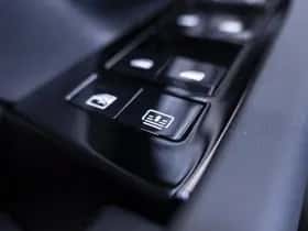 BMW i5 (2026) thumbnail 33