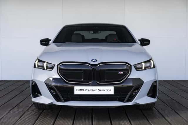 BMW i5 (2026) thumbnail 6