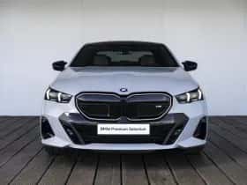BMW i5 (2026) thumbnail 6