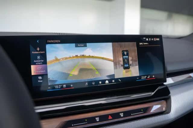 BMW i5 (2026) thumbnail 28