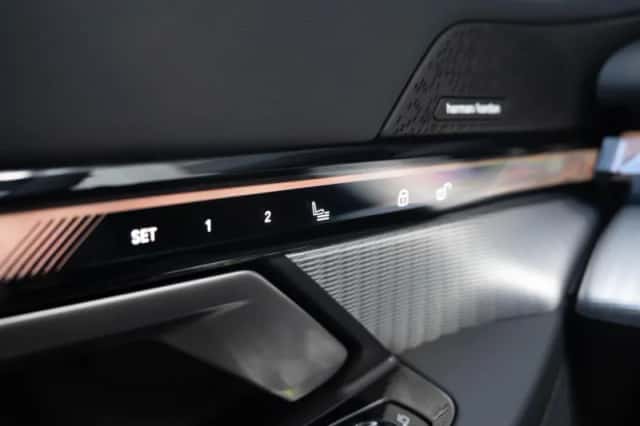 BMW i5 (2026) thumbnail 39