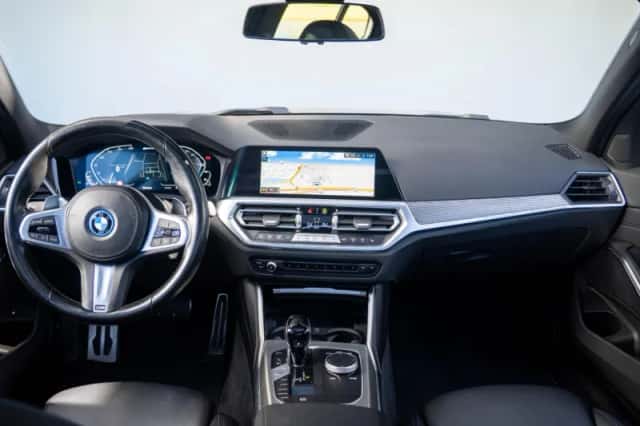 BMW 3-Serie (2022) thumbnail 3