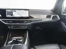 BMW X5 (2025) thumbnail 12