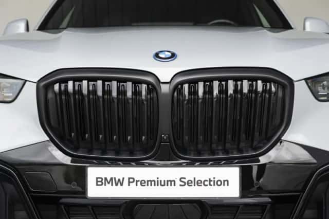 BMW X5 (2025) thumbnail 17