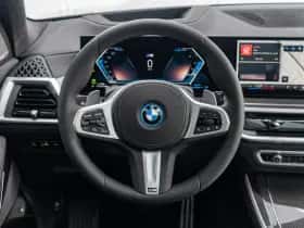 BMW X5 (2026) thumbnail 8