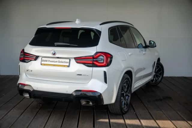 BMW X3 (2023) thumbnail 2