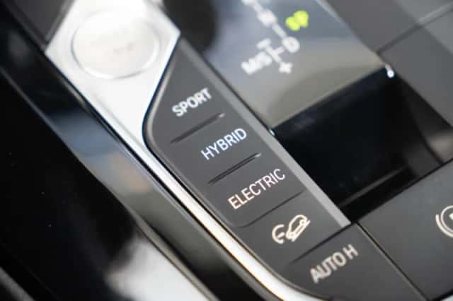 BMW X3 (2023) thumbnail 15