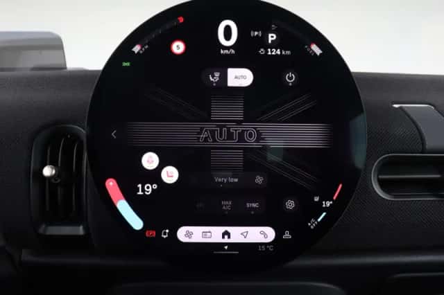 MINI Cooper (2026) thumbnail 26