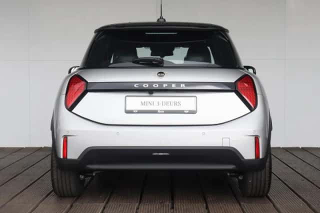 MINI Cooper (2026) thumbnail 4
