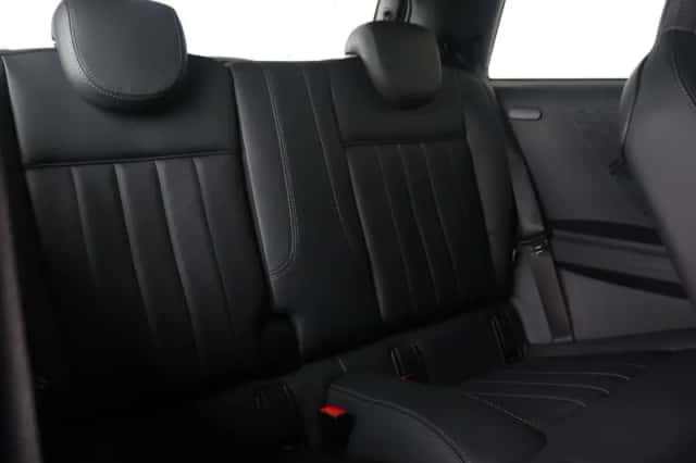 MINI Cooper (2026) thumbnail 10