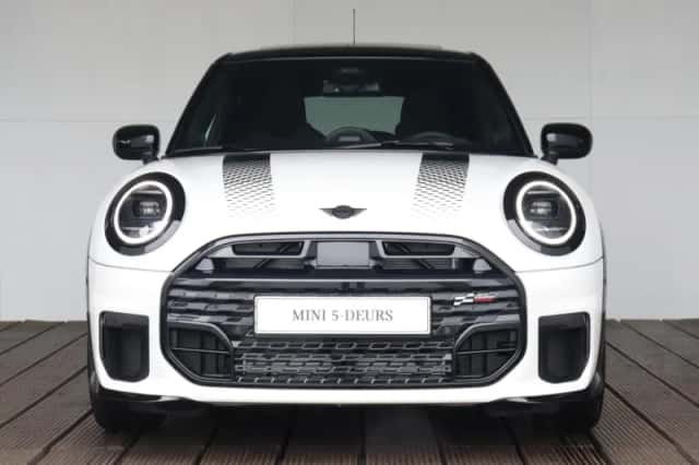MINI Cooper (2026) thumbnail 3