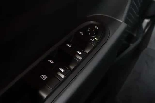 MINI Cooper (2026) thumbnail 27