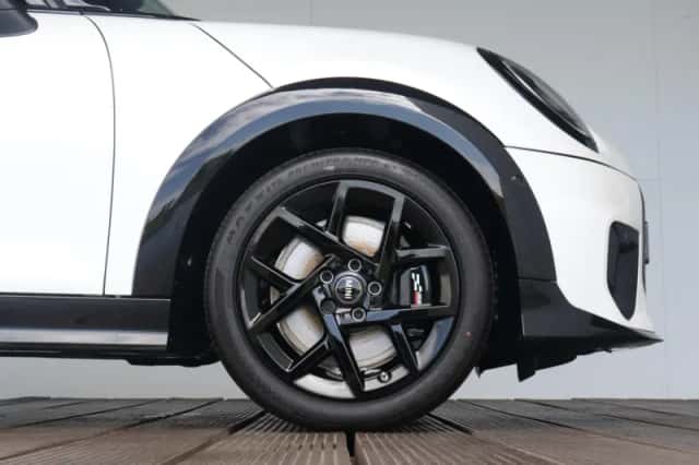 MINI Cooper (2026) thumbnail 6