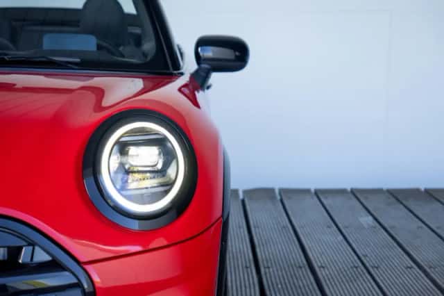 MINI Cabrio (2026) thumbnail 18