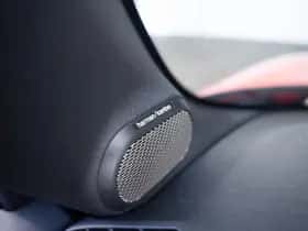 MINI Cabrio (2026) thumbnail 24