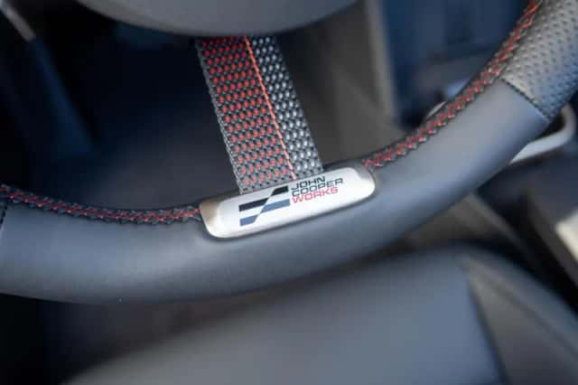 MINI Cabrio (2026) thumbnail 38