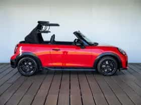 MINI Cabrio (2026) thumbnail 5