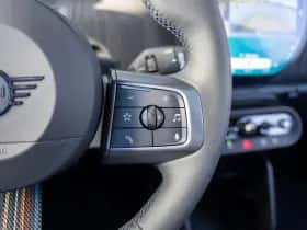 MINI Cooper (2026) thumbnail 31