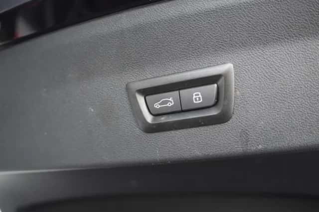 BMW X4 (2023) thumbnail 19