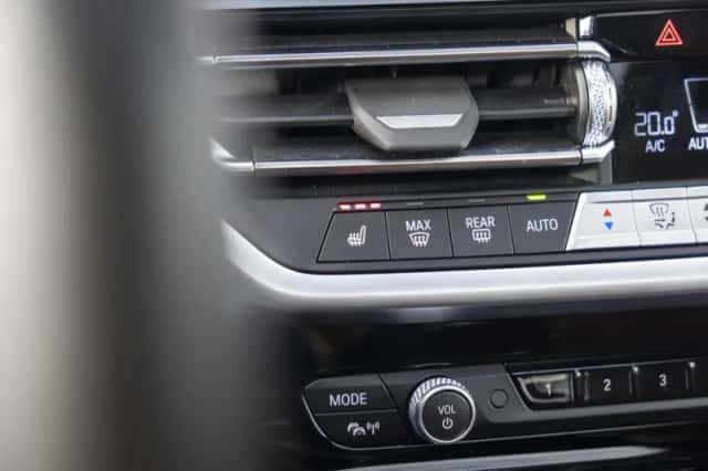 BMW X4 (2023) thumbnail 29
