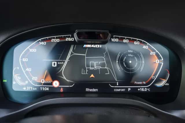 BMW X4 (2023) thumbnail 41