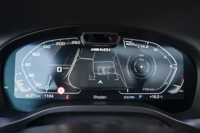 BMW X4 (2023) thumbnail 42