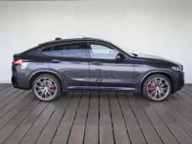 BMW X4 (2023) thumbnail 7