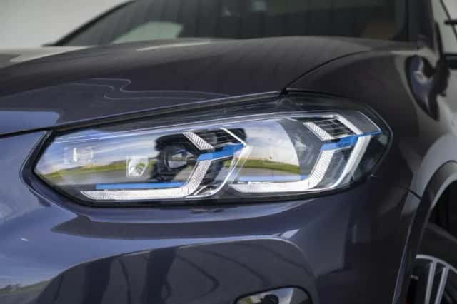 BMW X4 (2023) thumbnail 63