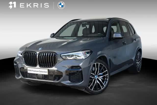 BMW X5 (2022) thumbnail 1